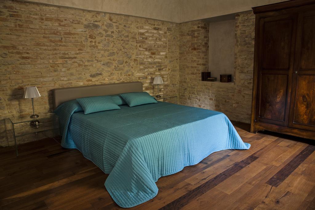 Hostal A Mira 'D Novel Novello Habitación foto